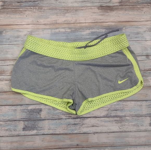 Nike Reversible Athletic Shorts - Picture 7 of 9
